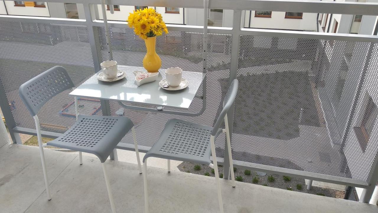 Studio Lux Gaj By Apartamenty Na Dni Вроцлав Екстериор снимка