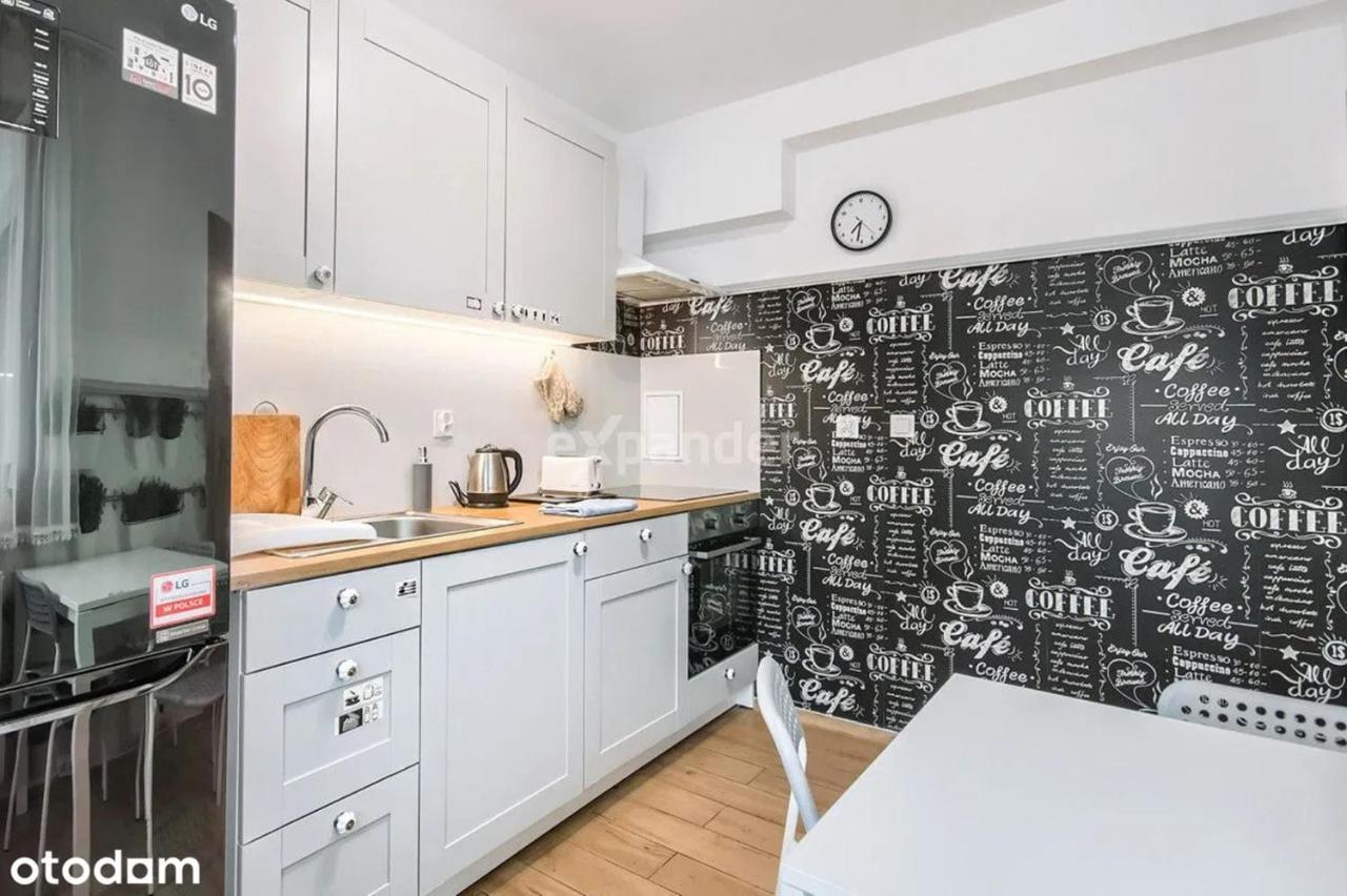 Studio Lux Gaj By Apartamenty Na Dni Вроцлав Екстериор снимка